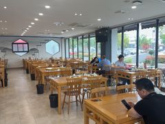 -品鲜村农家菜·阳澄湖大闸蟹(总店)