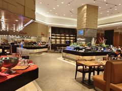 -亚龙湾希尔顿自助餐厅·海鲜·烧烤·沙滩BBQ·现场乐队