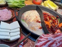 -赵美丽·重庆社区火锅·直营店(火车东站·中豪国际店)