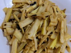 -天乐农家鱼头王(天目湖店)