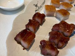烤乳猪叉烧双拼-寻味顺德·顺峰山庄(大良店)