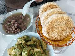 烧饼-清真喜兰老丁羊汤特色小吃