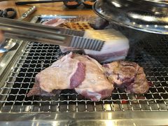-肉甲韩国木炭烤肉(新壹街1店)