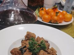 -白玉兰酒店(上海田子坊马当路地铁站店)