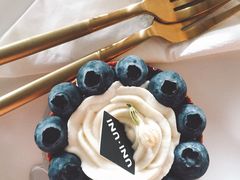 -UNI UNI(环亚凯瑟琳店)