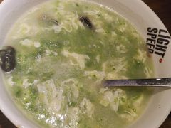 -吕氏疙瘩汤·新鲁菜(新贵和店)