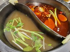 -忘情水鱼头·鲜鱼火锅(滨江中路店)