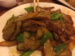 -闯关东东北农家菜(崂山石老人店)