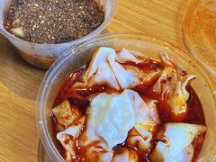 酸辣抄手-继红顺河抄手名小吃