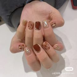 -Pink You美甲洗眉纹绣定制中心