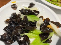 -峨嵋小镇·川菜(勒泰中心店)
