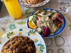 -Rabbit Cafe私房西餐甜点咖啡(栖霞路店)