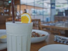 -ROAST coffee & eatery