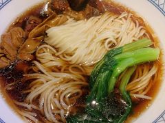 红烧肉阳春面-南小馆(迪士尼小镇店)