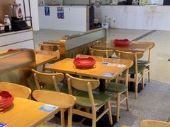 -红渡小香·牛肉麻辣香锅(车站南路店)