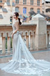 -艾米丽婚纱礼服