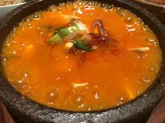 -云海肴·汽锅鸡·云南菜(天山百盛优客店)