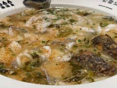 -渔语鱼酸菜鱼新川菜(来福士店)