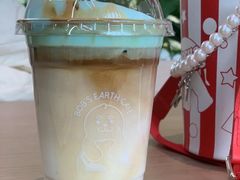 -抱抱地球咖啡馆(国家海洋博物馆店)