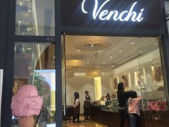 门面-VENCHI 闻绮(上海佛罗伦萨小镇店)
