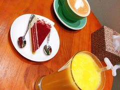 -藏猫猫咖啡主题馆(中央大道店)