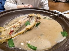 年糕烧小黄鱼-梦都海鲜酒家(万达广场江桥店)