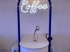-Blue Concept Cafe&Farm·關於藍