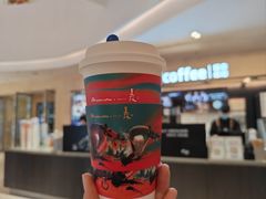 -瑞幸咖啡(临海市银泰城店)