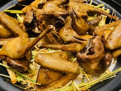 香茅盐焗乳鸽-金汇酒楼(中山东区店)