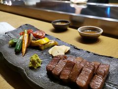 澳洲谷饲和牛M9西冷-丽思卡尔顿·炙焰·铁板烧餐厅