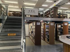 -上海市虹口区图书馆(曲阳分馆)