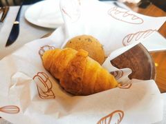 -YUE·6·西式融合餐厅(外滩六号店)