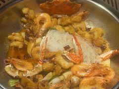 -七欣天香辣蟹火锅(上海银亿滨江店)