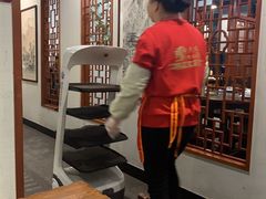 -乡土黄·鲜牛肉火锅·小龙虾(兴业街店)