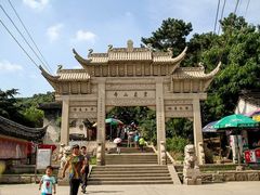 -灵岩山风景区