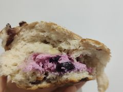 蓝莓三角包-Juicy Bakery(大学路店)
