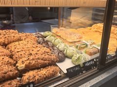 -Dough&Joe团憩(瑞虹天地月亮湾店)