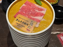 -一绪に和牛寿喜烧(罗湖益田假日店)