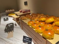 -西安大雁塔科技大学地铁站亚朵酒店