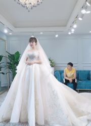 -艾慕婚纱礼服馆(和平店)