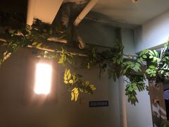 -聚友斋(陶瓷琉璃馆水晶街店)