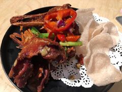 椒盐鸭下巴-避风塘(百联东郊店)