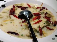 -江渔儿酸菜鱼·拔草餐厅(虎门君乐汇店)