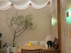 -山与蓝·轻糖鲜果蛋糕(勒泰店)