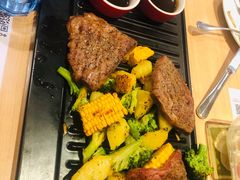 超牛联盟牛排拼盘-必胜客(WOW中心城店)