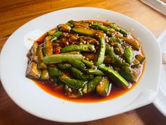 茄子煲-侬佳蒸菜馆(听潮店)