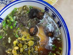-聚笼鲜美食(凤凰街店)