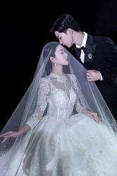 -雪中彩影婚纱摄影·微光艺术中心