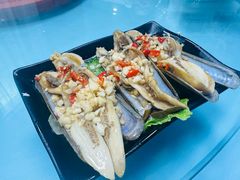 -崴海渔村(虹梅路店)