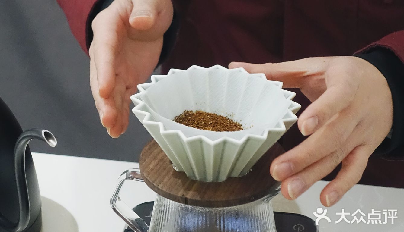 咖啡师说还有一点樱花 回甘不明显，酸质也内敛